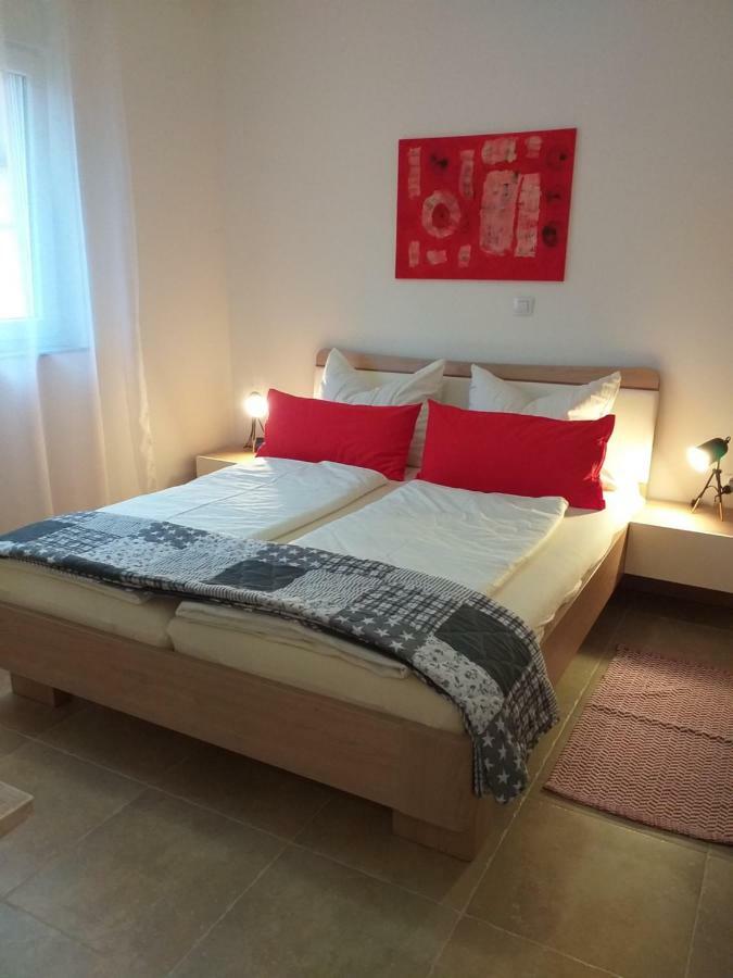 Apartman Leanton Пула Экстерьер фото